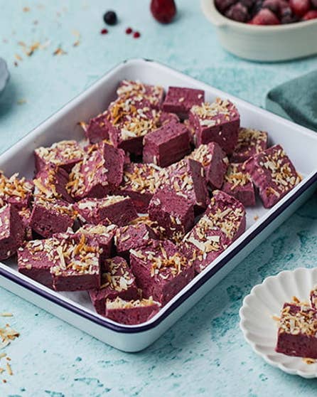 Fruity freezer fudge