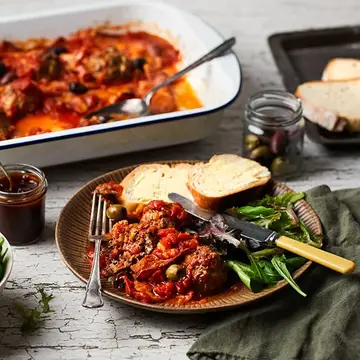 meat_lovers_traybake_03