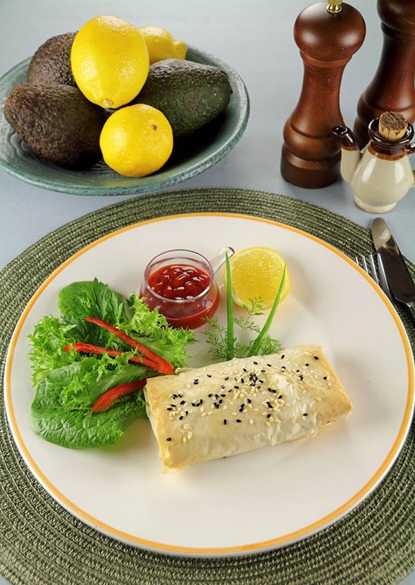 cheesyvegetableandbaconfiloparcelsr