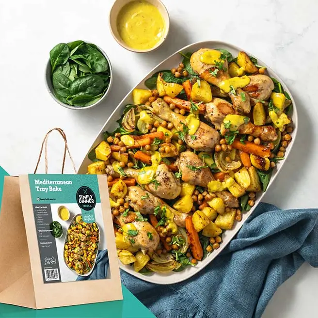 FS21970_Simply-Dinner_Mediterranean-tray-bake_Recipe-tile-790x656