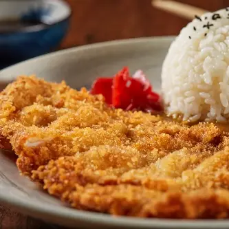 Chicken Katsu Curry 500x333 iStock-1222070319