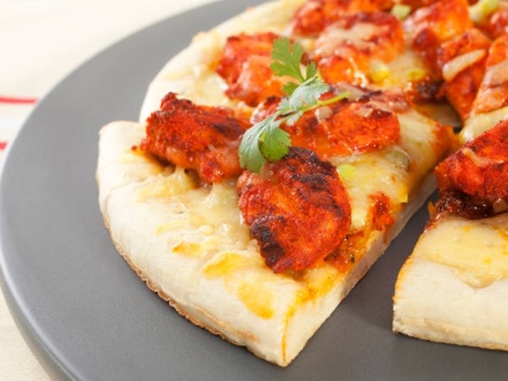 Tandoori Chicken Pizza 500x333 iStock-176907192