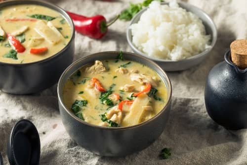 Coconut Chicken Curry 500x333 iStock-1209169729