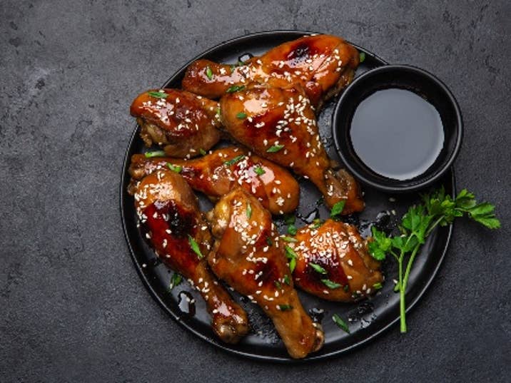 Honey and Soy Chicken Drumsticks 500x333 iStock-1314699818