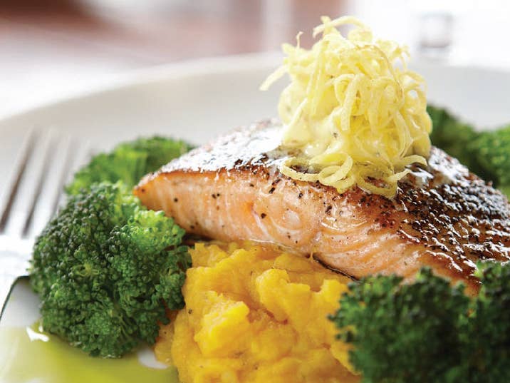 lemonpeppergrilledsalmonfillet