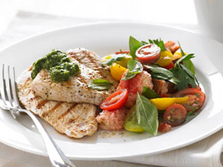 chickenbreastfilletwithitaliantomatosalad