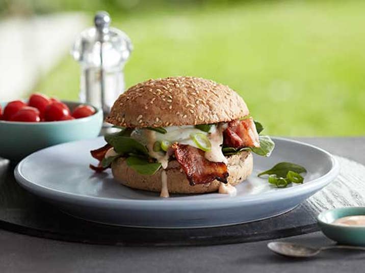 pamsburgertoastiedb03064