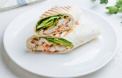 Chicken Caesar Wrap 500x322 iStock-1151273838