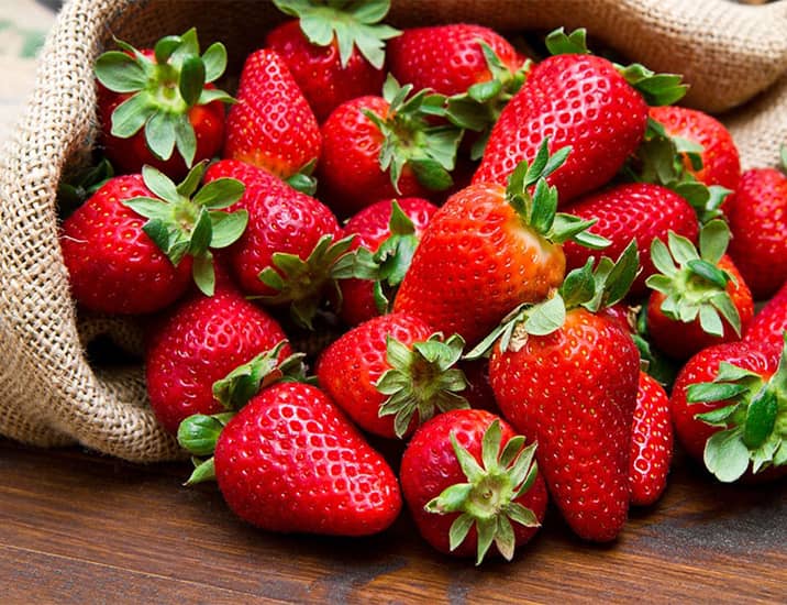 Strawberries_737x567
