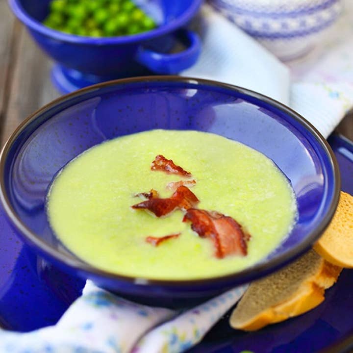 green_pea_and_ham_soup-r