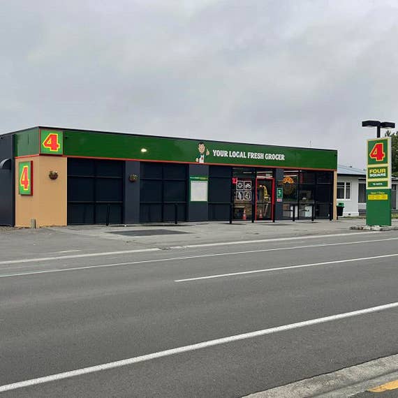 Four Square Four Square Te Mata