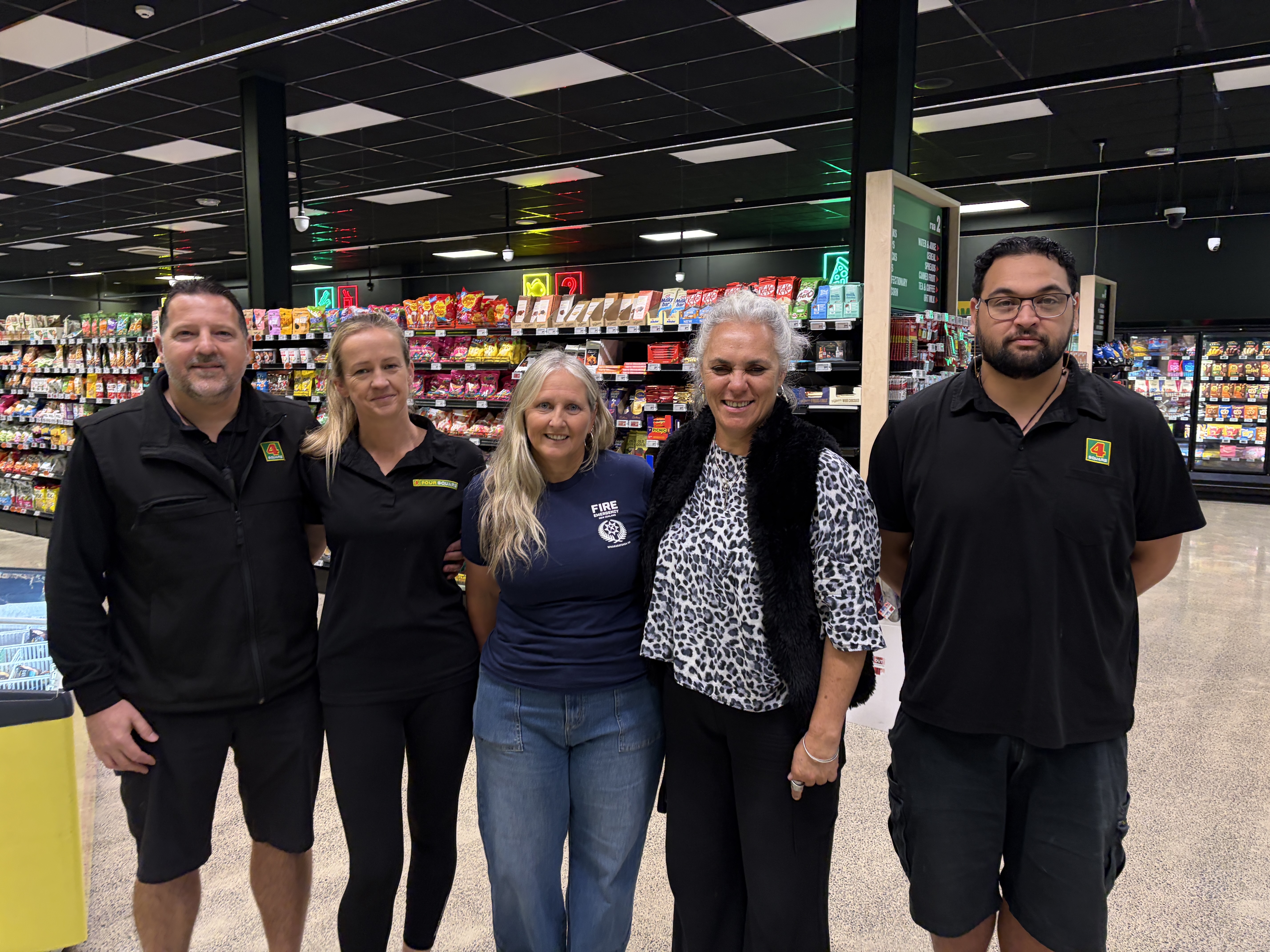 From_left_to_right_Glenn_and_Sarah_Wells_(Four_Square_Russell)_Ange_Maioha_(Russell_Fire_Brigade)_Doreen_Bailey_(Russell_School)_Will_Heta_(Waikare).jpg
