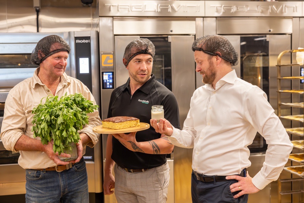Crop_to_cake_-_Tim_Ridgen_EAL_AgriServices_Daniel_Te_Raki_FSSI_Ross_Milne_Leaft_Foods1.jpg