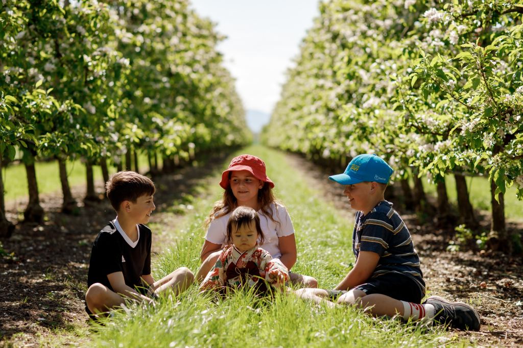 Achie, Briella, Emina (middle front) and Oscar Hoddy, the children of Matthew and Ai Hoddy and Tristram and Frances Hoddy - aka the next (5th) generation of orchardists.